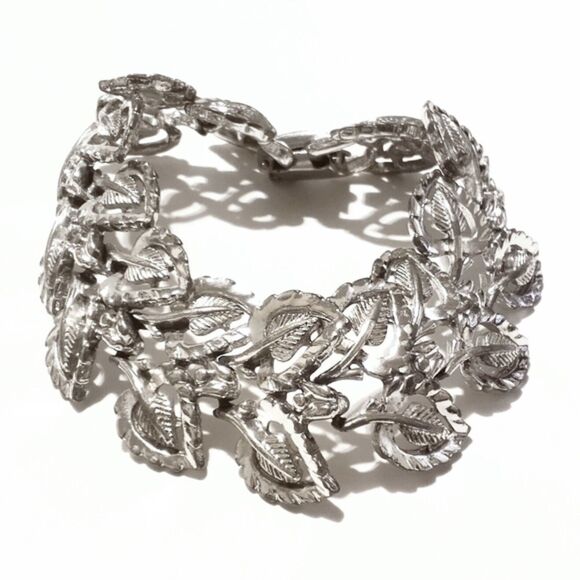 Vintage Coro Pegasus Mid Century Double Leaf Link Bracelet - Picture 1 of 7